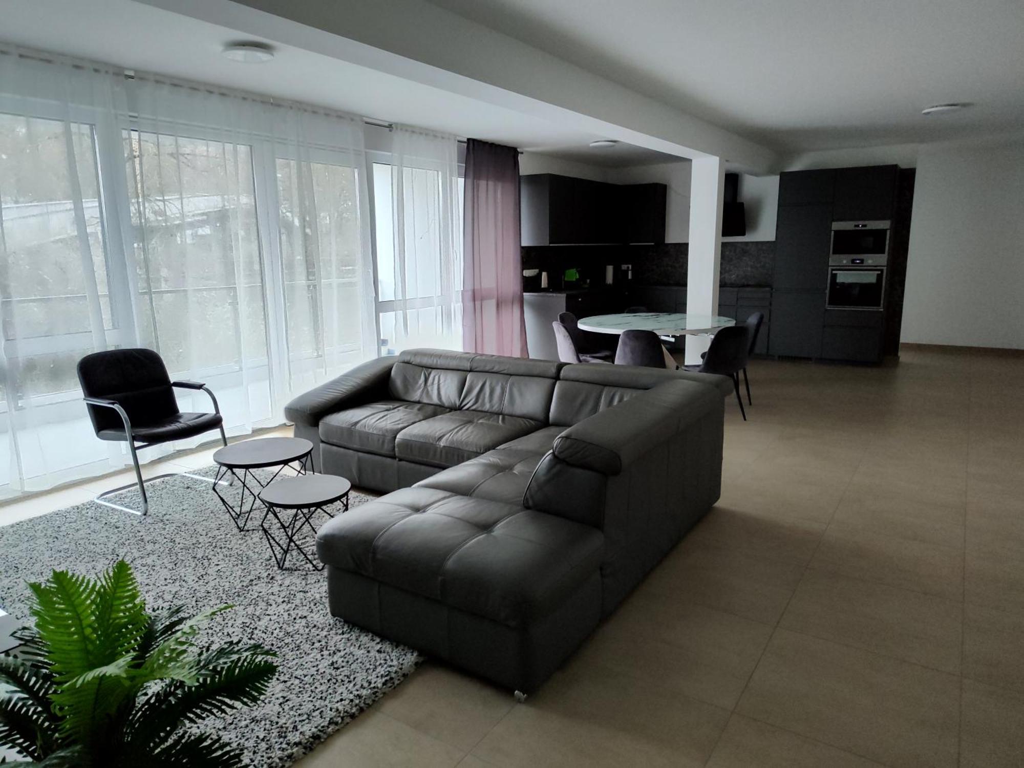 Hotel Valley Of Business Frankfurt-Airport - Grey Label Penthouse Hofheim am Taunus Eksteriør billede